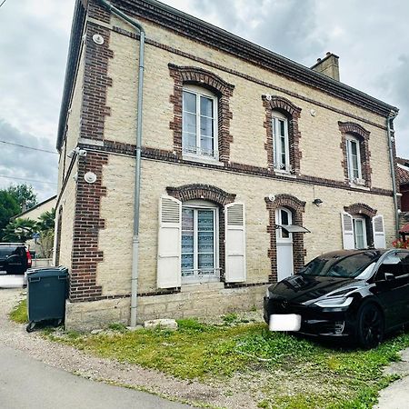 Studio 12 Proche Centre Ville Avec Wifi Parking Troyes Buitenkant foto